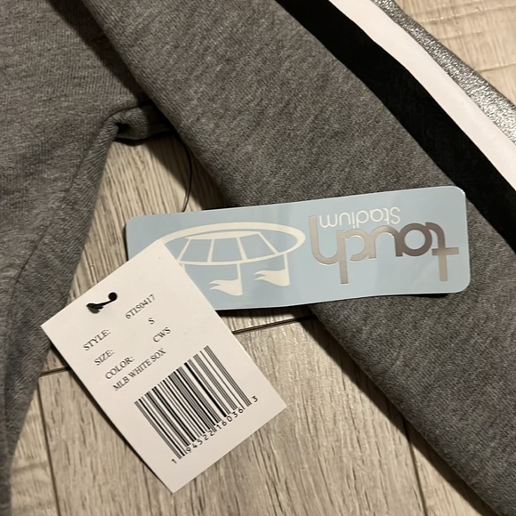 Touch Stadium White Sox Sweatshirt - Picture 5 of 8